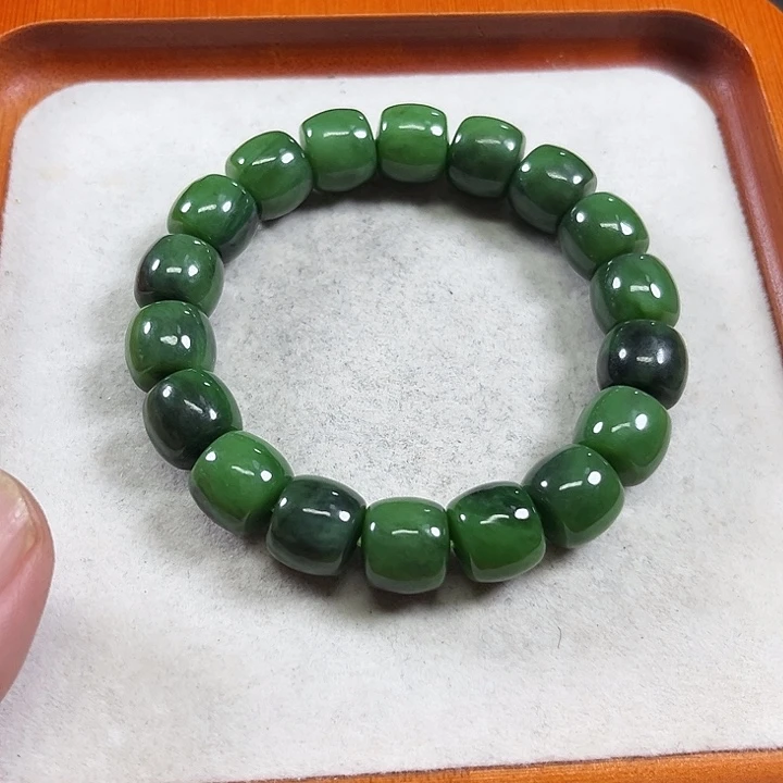 和田玉（碧玉）未镶嵌手链