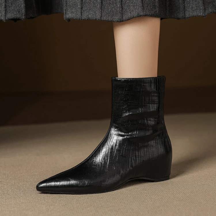 里外纯皮～牛皮5cm内增高尖头短靴女复古中跟马丁靴时装靴显瘦气质