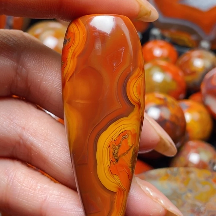 玛瑙/玉髓战国红玛瑙挂件未镶嵌维*