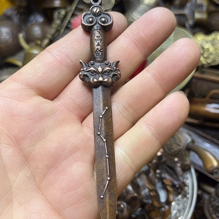 诚信经营精美铜器