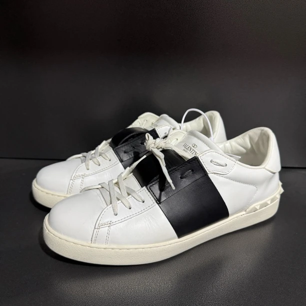 90新 Valentino/华伦天奴 44码/Open 小牛皮 男款低帮白色