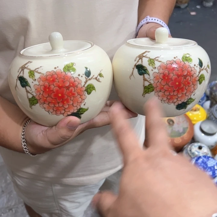 瑕疵福利品陶瓷茶叶罐介意勿拍