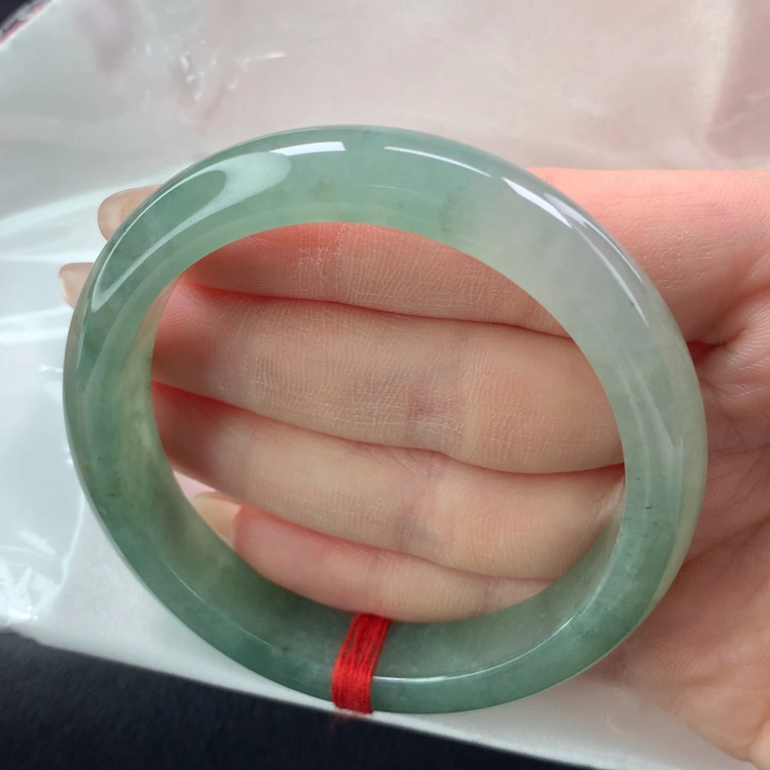 翡翠手镯未镶嵌（34号)