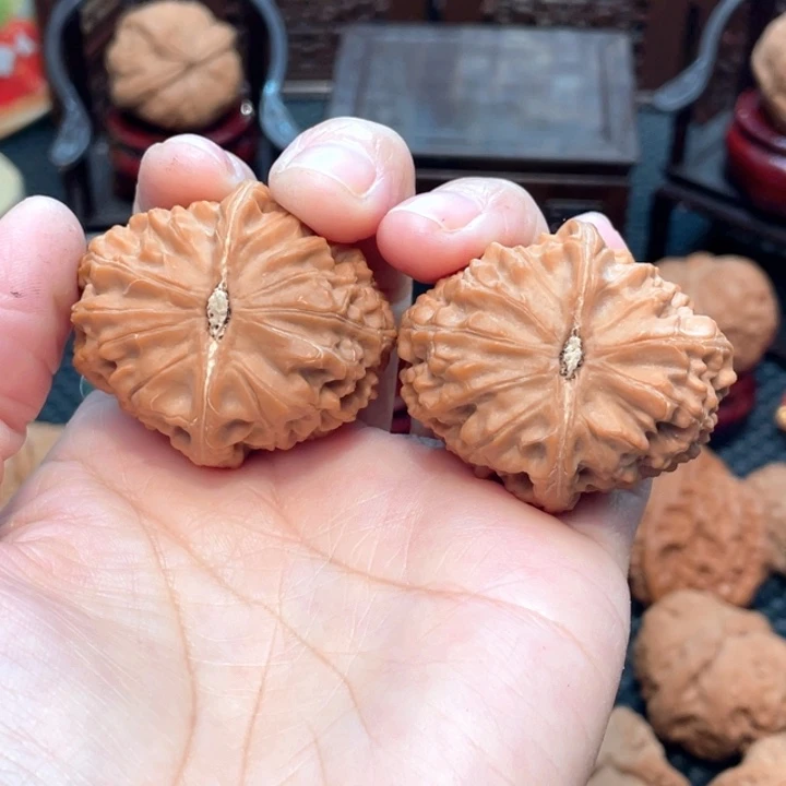 卢*玉枕元宝4.2全品无修。