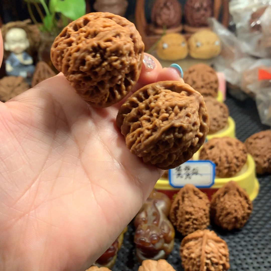 文玩核桃小众南疆石