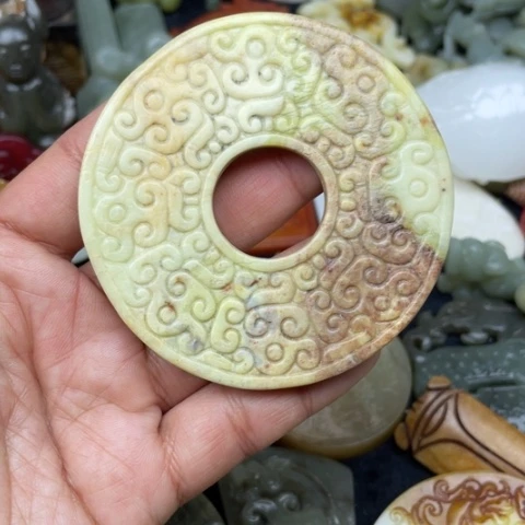 蛇纹石玉颈饰未镶嵌72