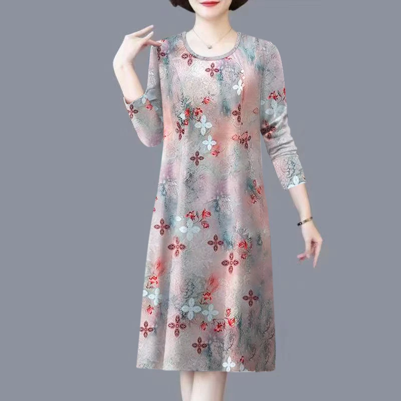 2025款中老年妈妈春夏秋长袖连衣裙圆领女士宽松宽松印花休闲裙子