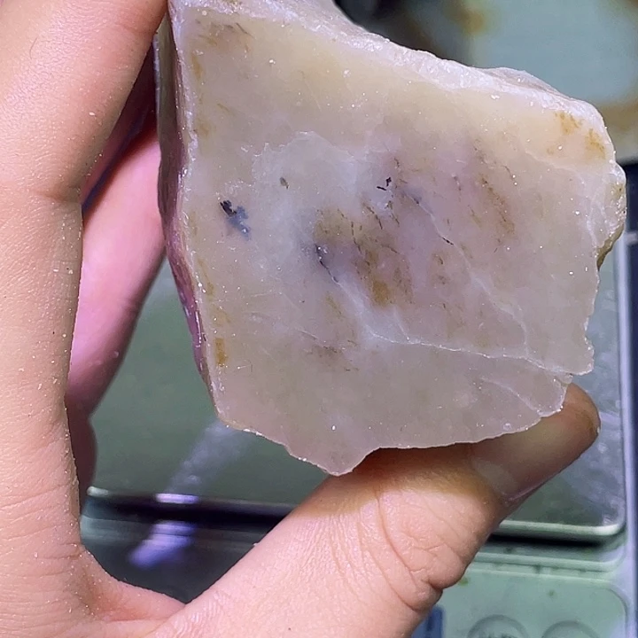 和田玉（糖玉）未镶嵌珠宝半成品