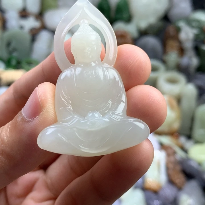 和田玉未镶嵌颈饰