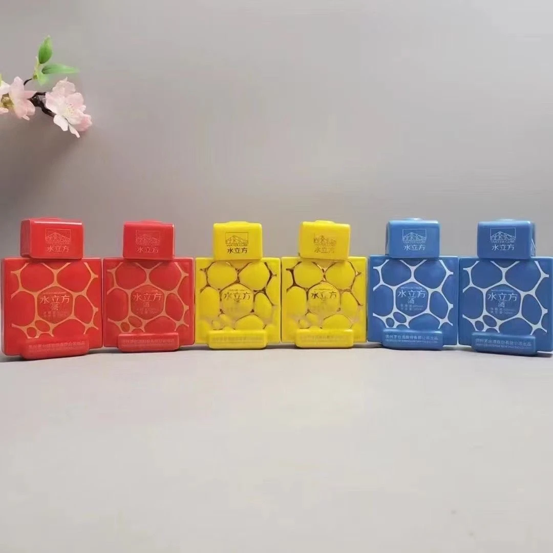 MOUTAI/茅台水立方小酒版（蓝 红 黄 光瓶随机发）酱香型53度100ml