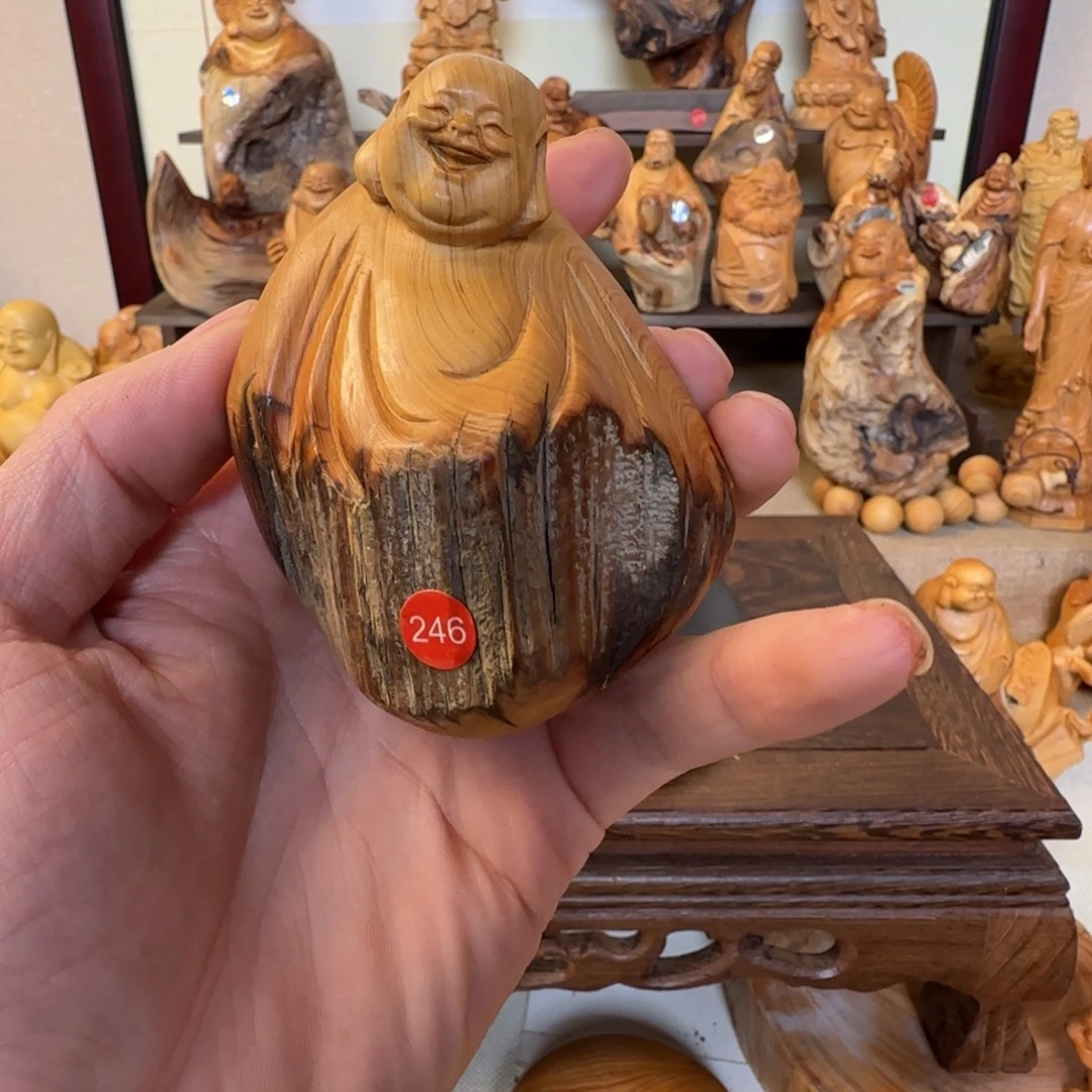 崖柏小木匠艺雕一物一拍