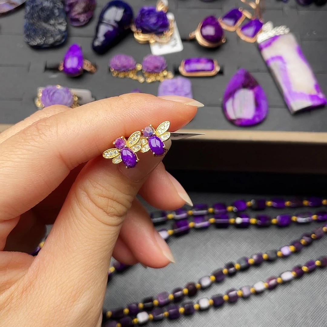 银S925镶嵌苏纪石（舒俱来）耳钉