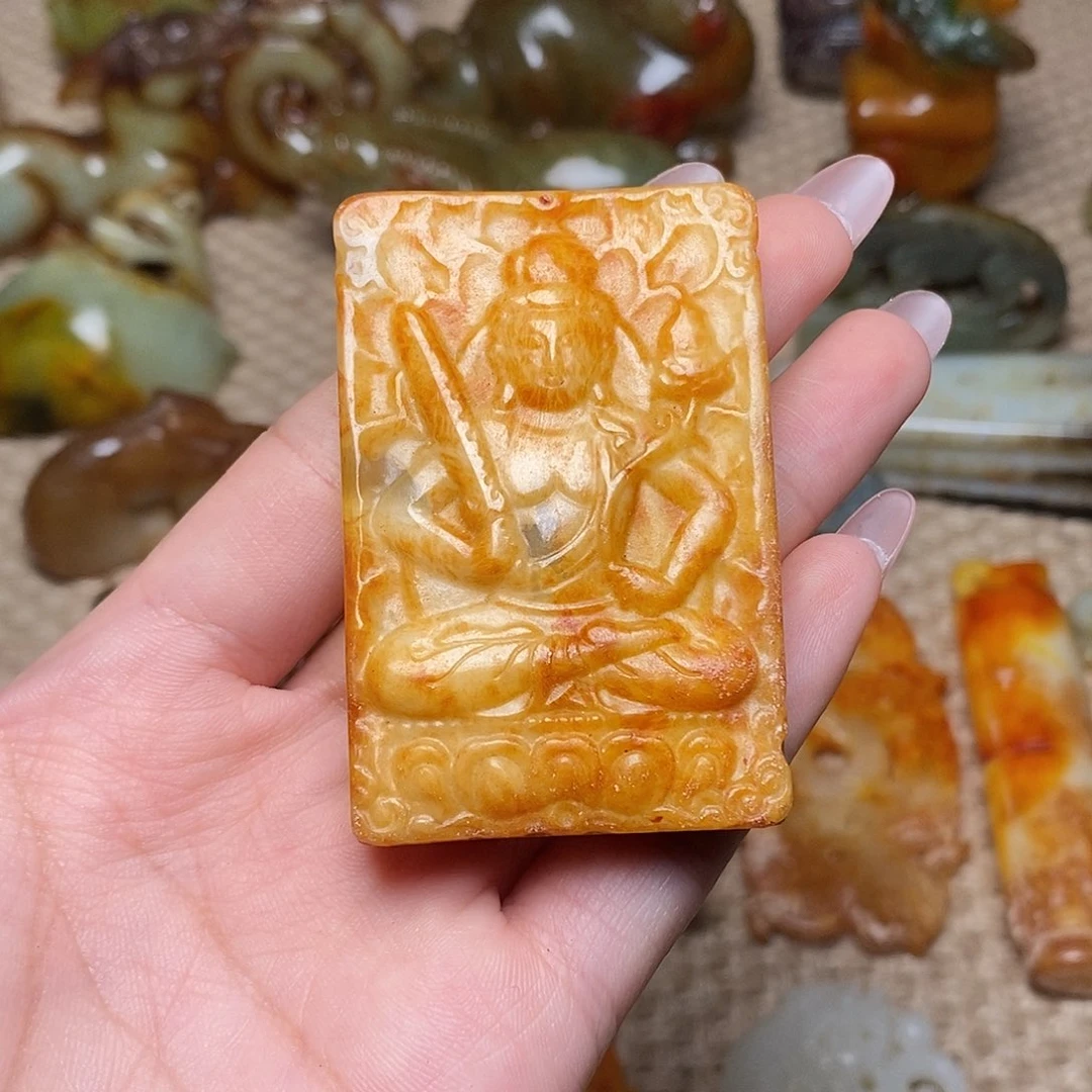 未镶嵌蛇纹石玉颈饰