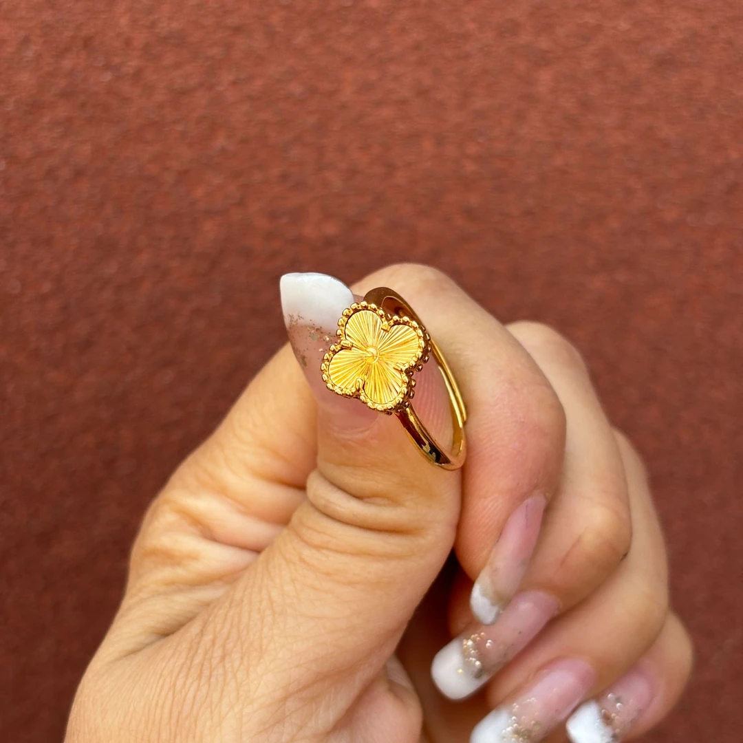 A253-云上四叶戒指