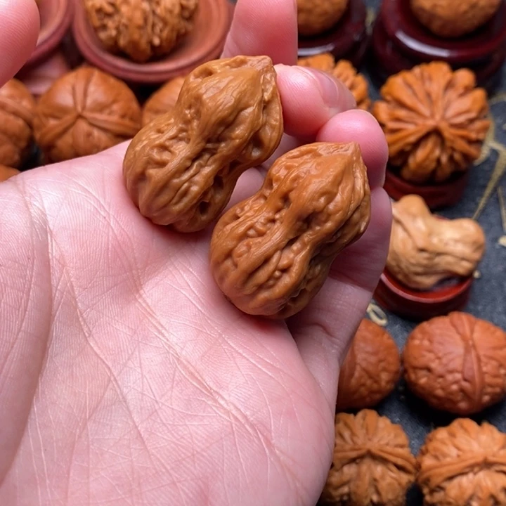 文玩核桃吊坠葫芦