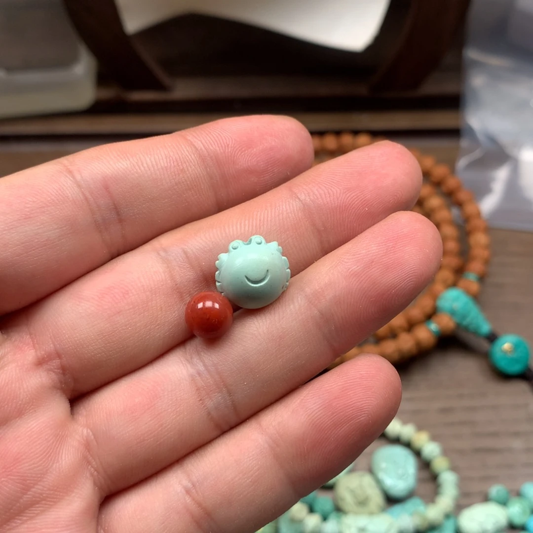 未镶嵌雕刻南红玛瑙