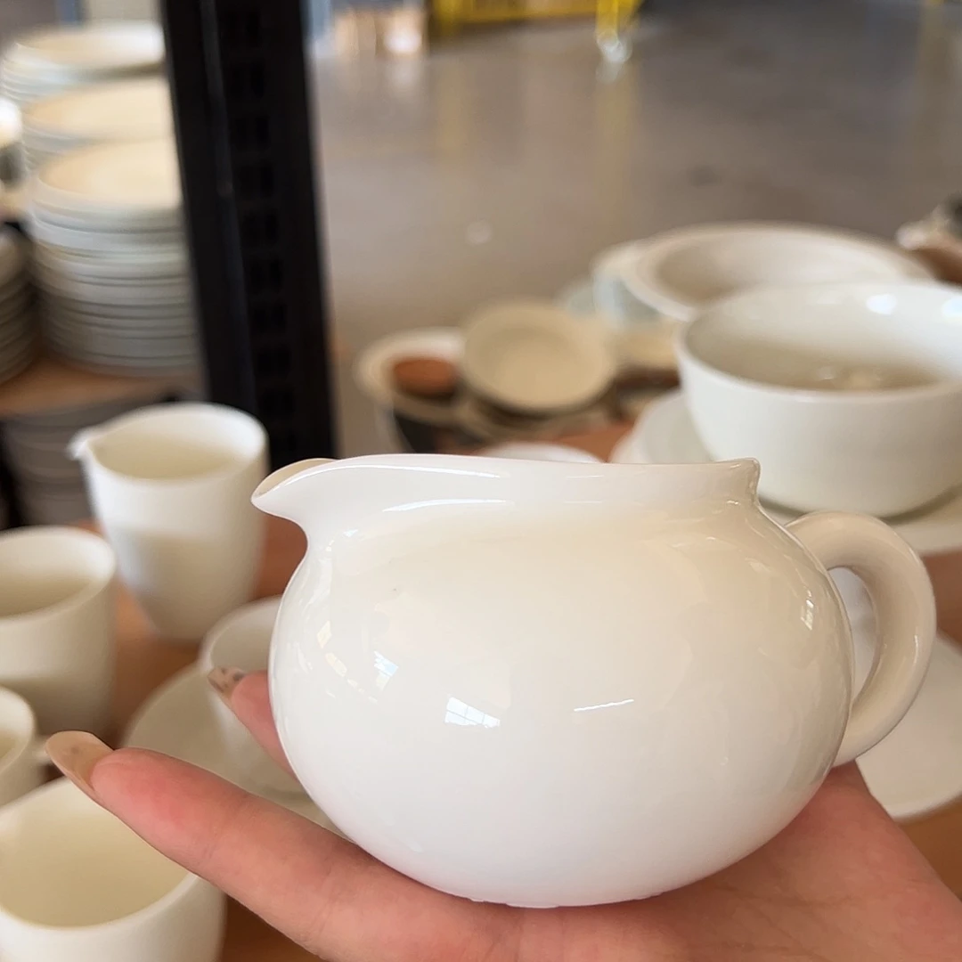 新骨瓷65微瑕白色奶缸