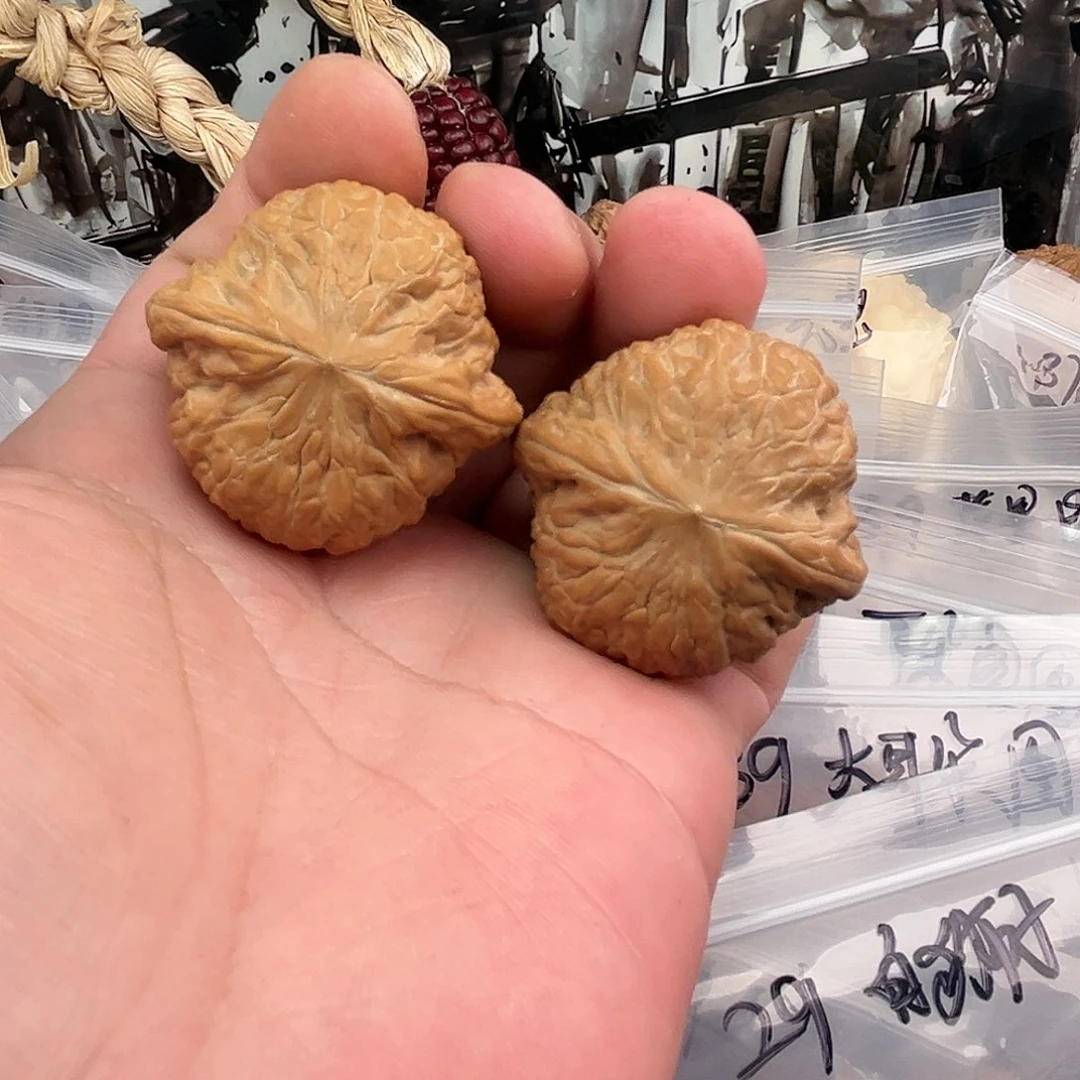 文玩核桃把件铁锤妹妹41尺