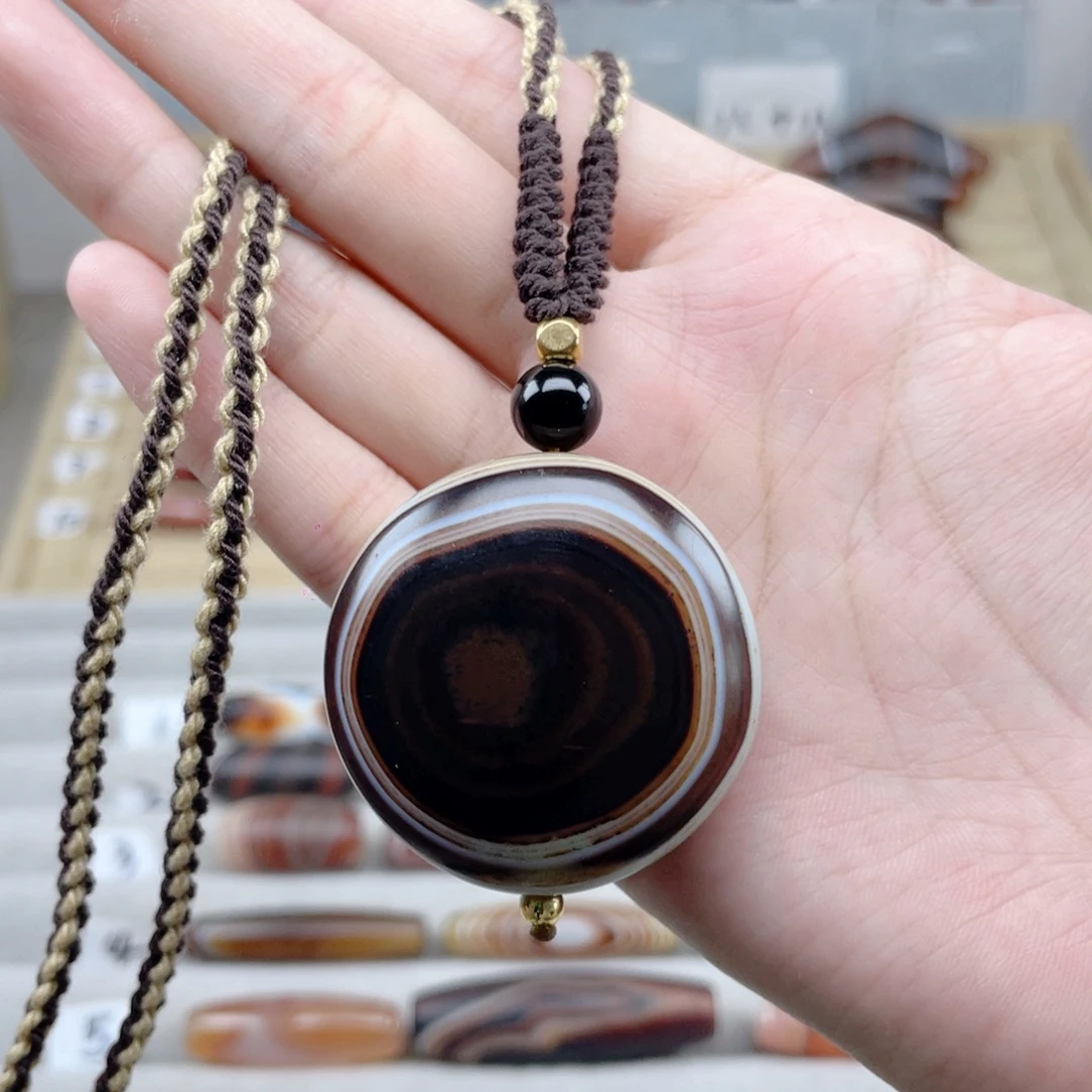 玛瑙/玉髓合金颈饰