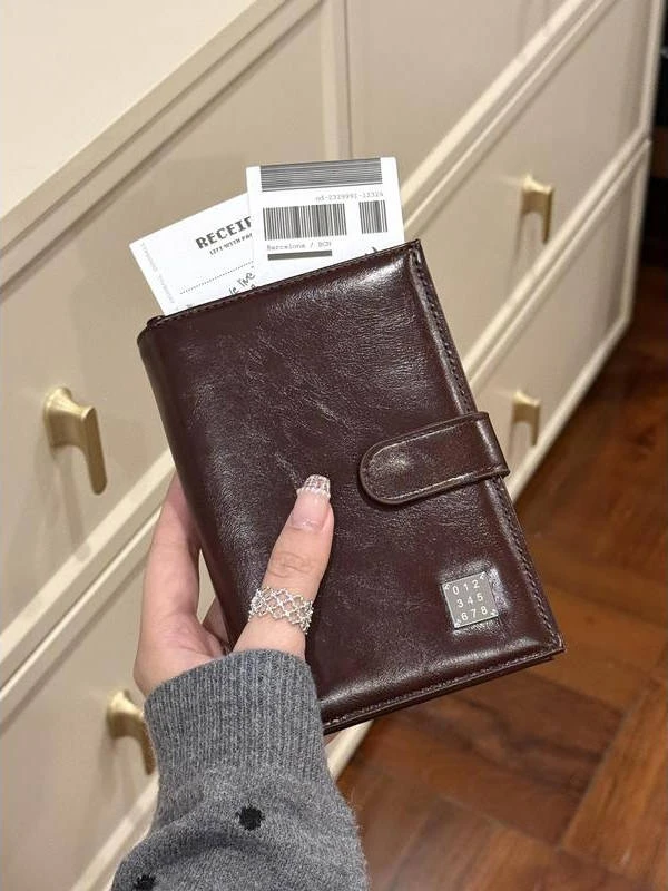 韩系简约护照夹外出旅行金属标护照包钱包复古ins证件收纳包卡包