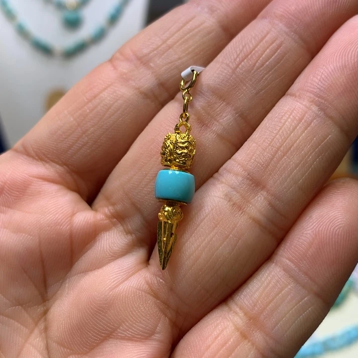 绿松石18K金镶嵌挂件