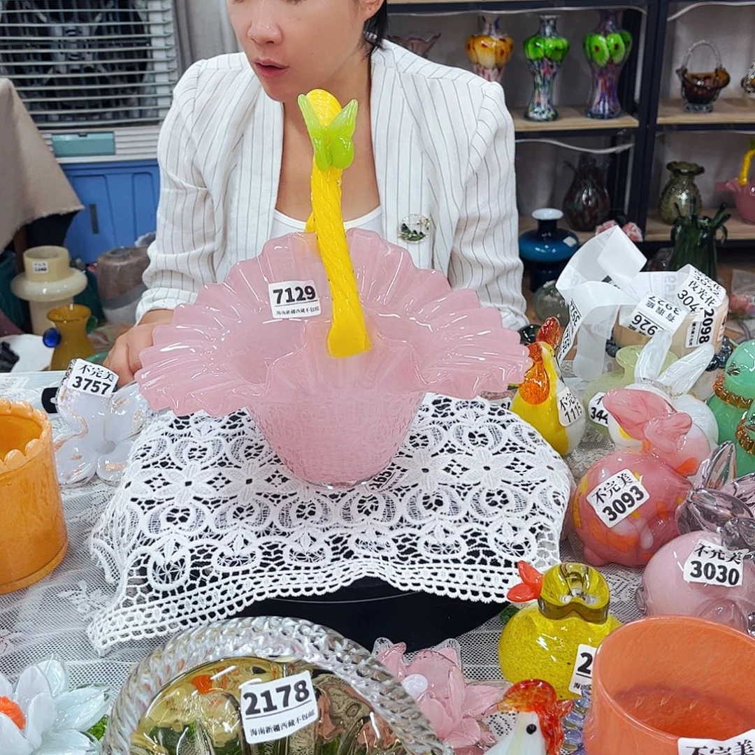 7129 家悦琉璃工艺品