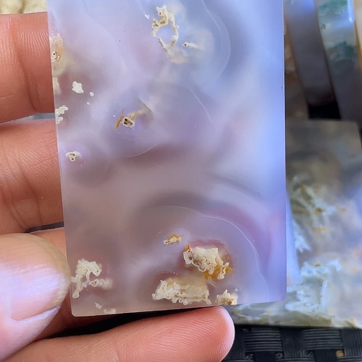 旺***仔玛瑙/玉髓颈饰未镶嵌