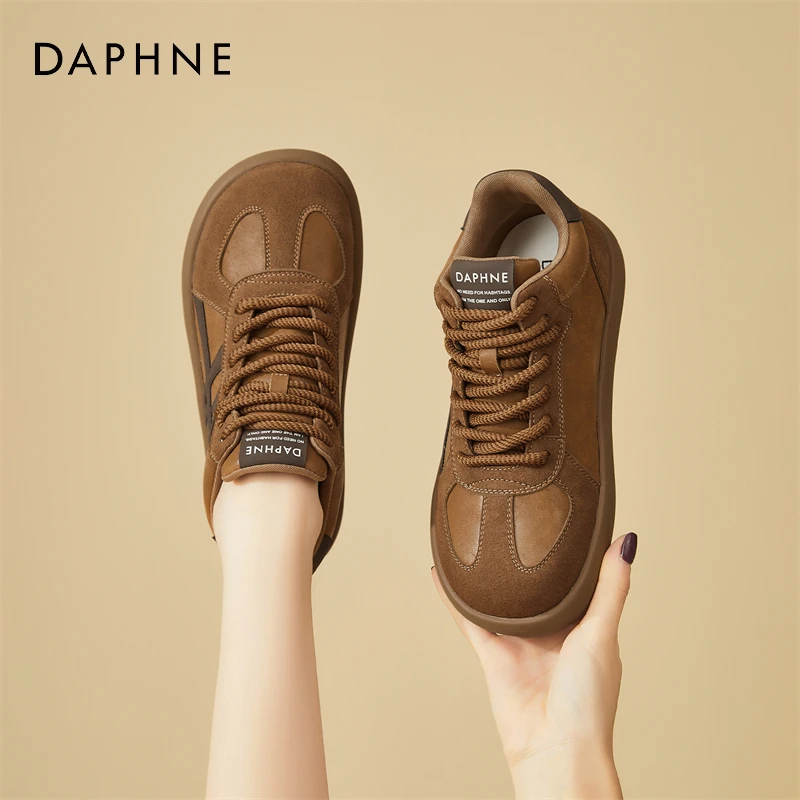 达芙妮德训鞋女春秋季2025新款时尚百搭款休闲板鞋软底舒适运动鞋