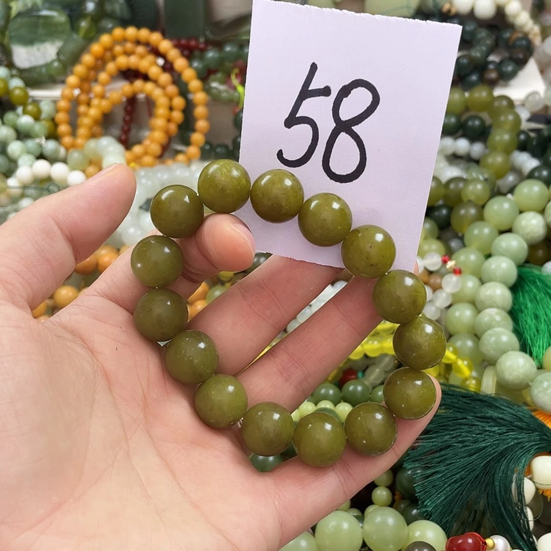 未镶嵌蛇纹石玉手链