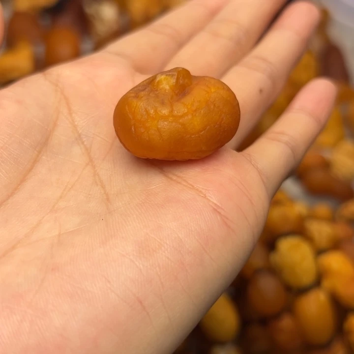 琥珀未镶嵌裸石天然蜜蜡
