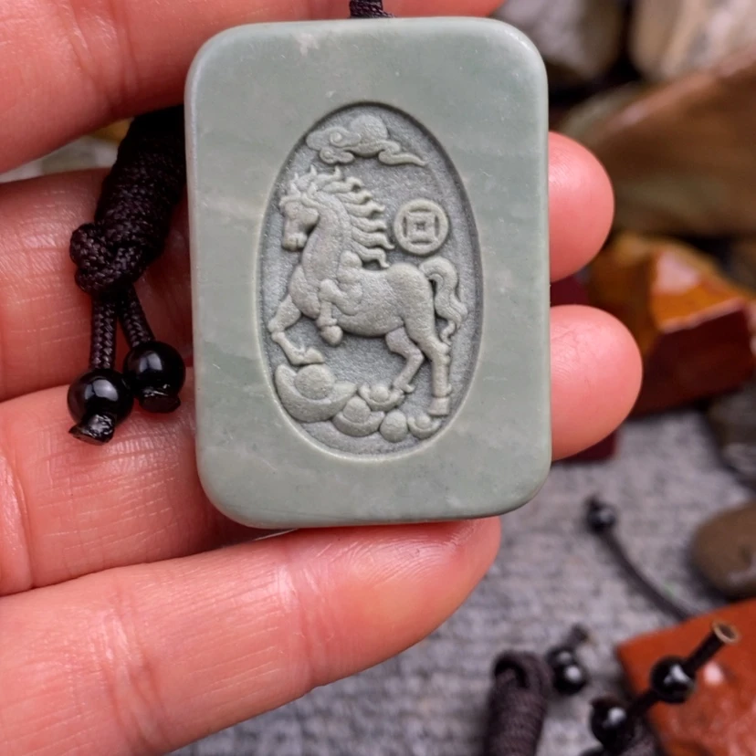 【闪购商品】原石雕刻手把件