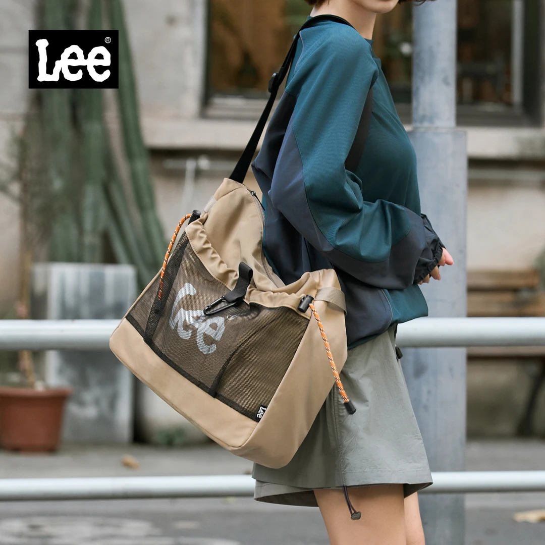 【直播五折限量购】Lee新款轻便斜挎包女款外出单肩包大容量休闲百