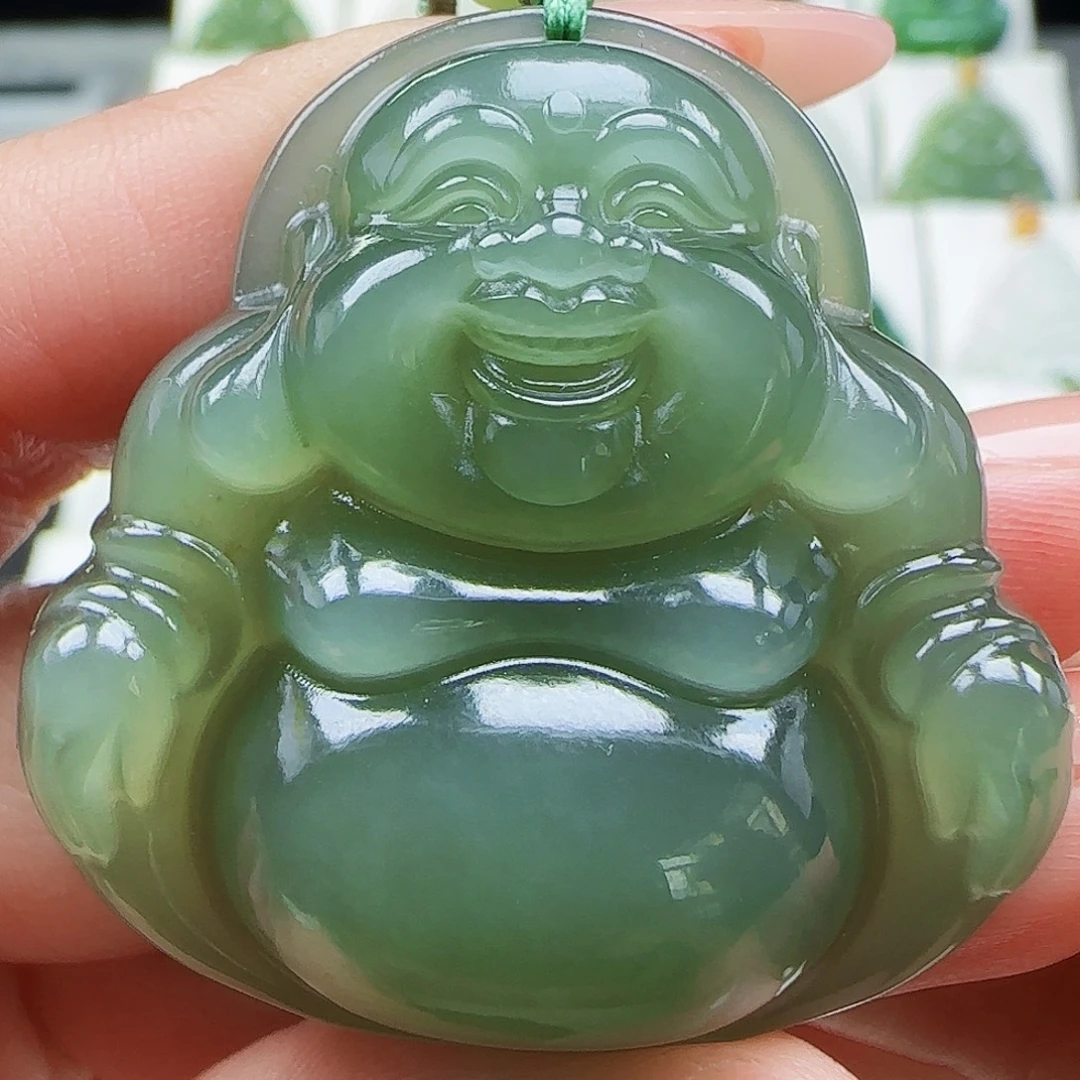 和田玉未镶嵌吊坠(赠链)