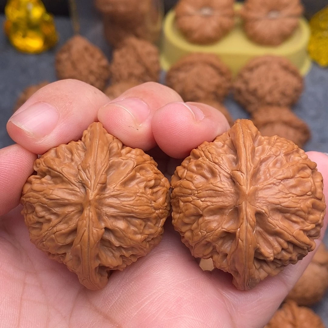 文玩核桃把件41精品桃心宫灯