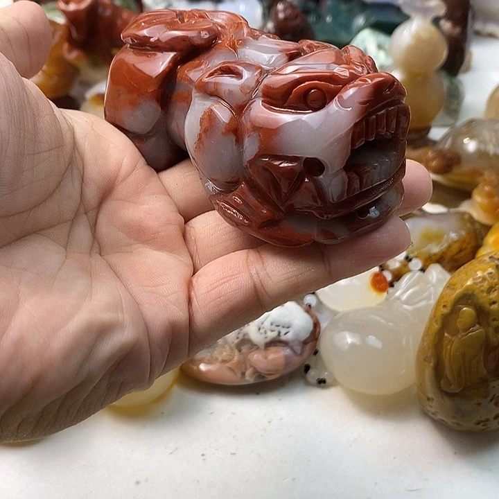 未镶嵌颈饰玛瑙/玉髓