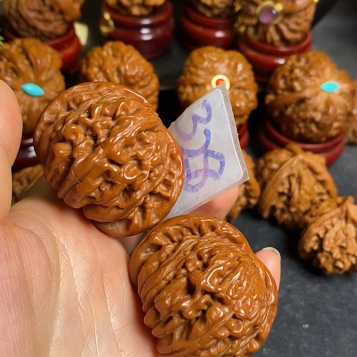 文玩核桃把件45楼下328