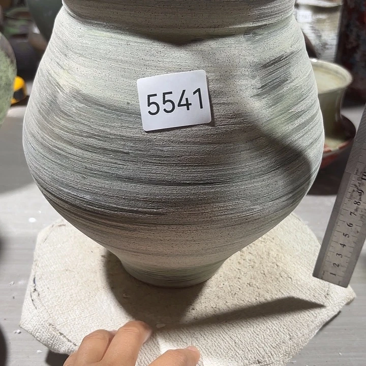摆件5541，景德镇无孔，瑕疵处理口磕碰