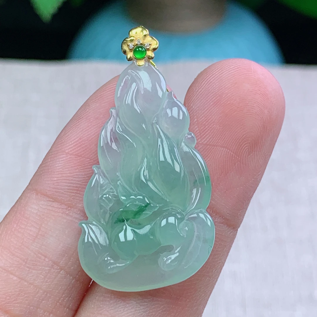 x缅甸天然翡翠A货33.2-28-6.4玉石冰种飘绿花九尾狐吊坠礼物冰透