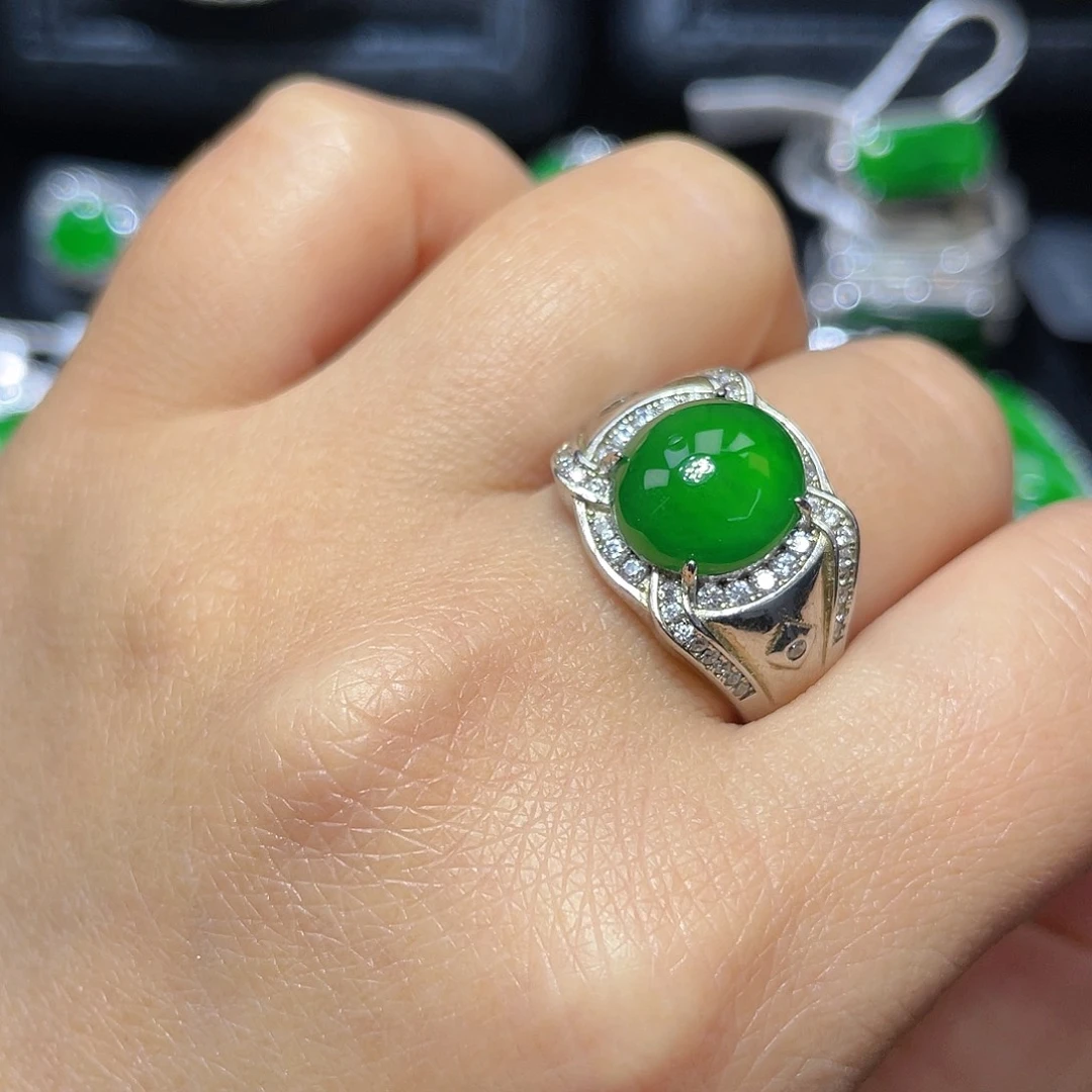 翡翠颈饰银S925镶嵌翡翠