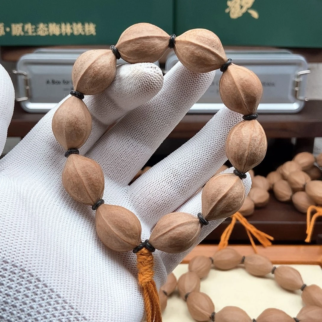 橄榄核手串1724三花短圆