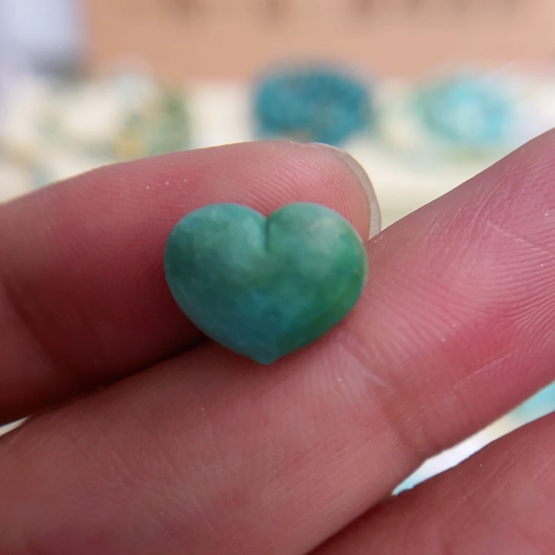 绿松石配饰未镶嵌