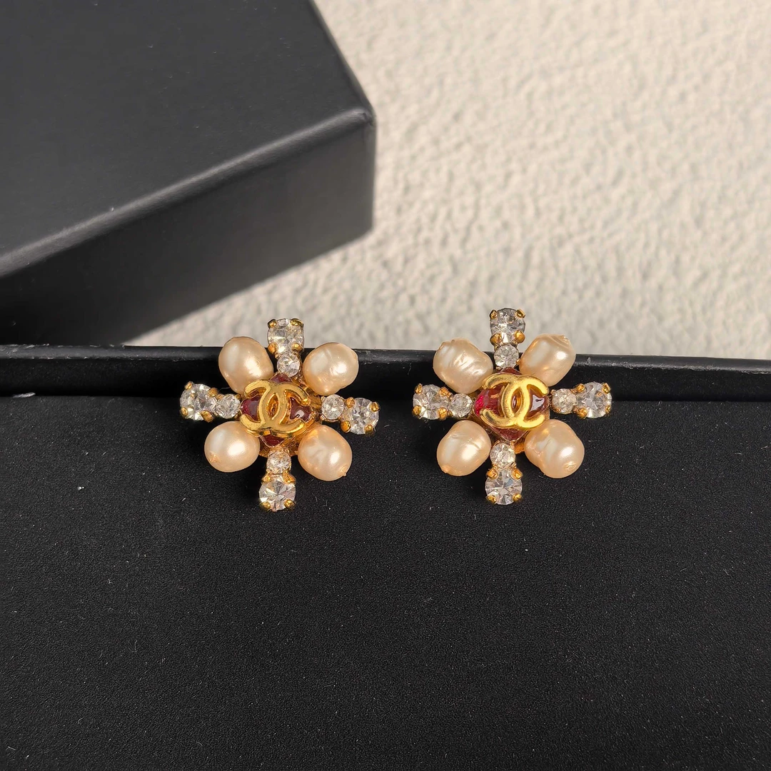 95新 Chanel/香奈儿 泡泡中古Chanel红琉璃水钻珍珠耳钉