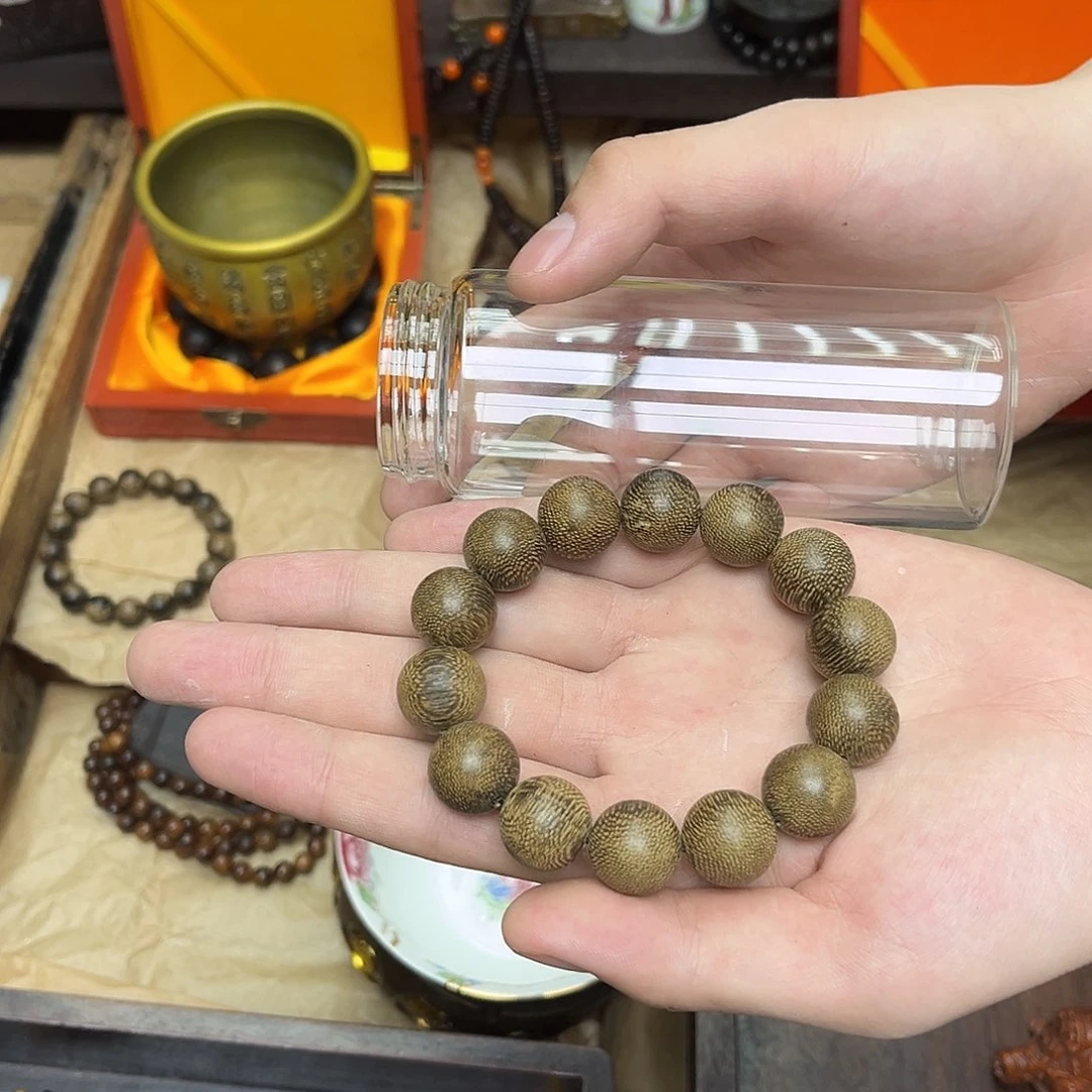 大叶紫檀（黑酸枝木类）