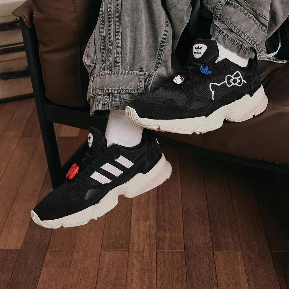 adidas/阿迪达斯~~女子三叶草FALCON经典复古运动老爹鞋 IG6788