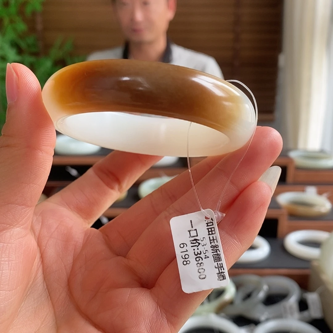 未镶嵌手镯和田玉6198