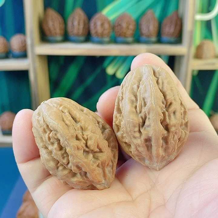 文玩核桃吊坠036龙爪