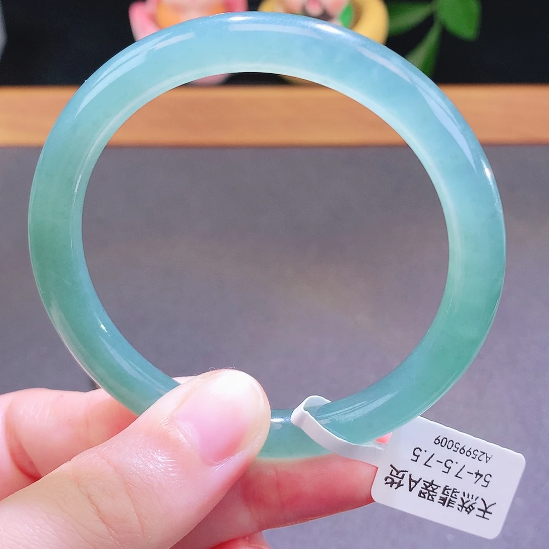 翡翠未镶嵌手镯天然翡翠