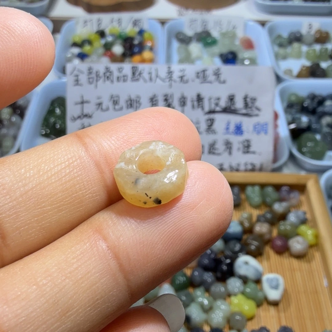 和田玉未镶嵌珠宝奇石