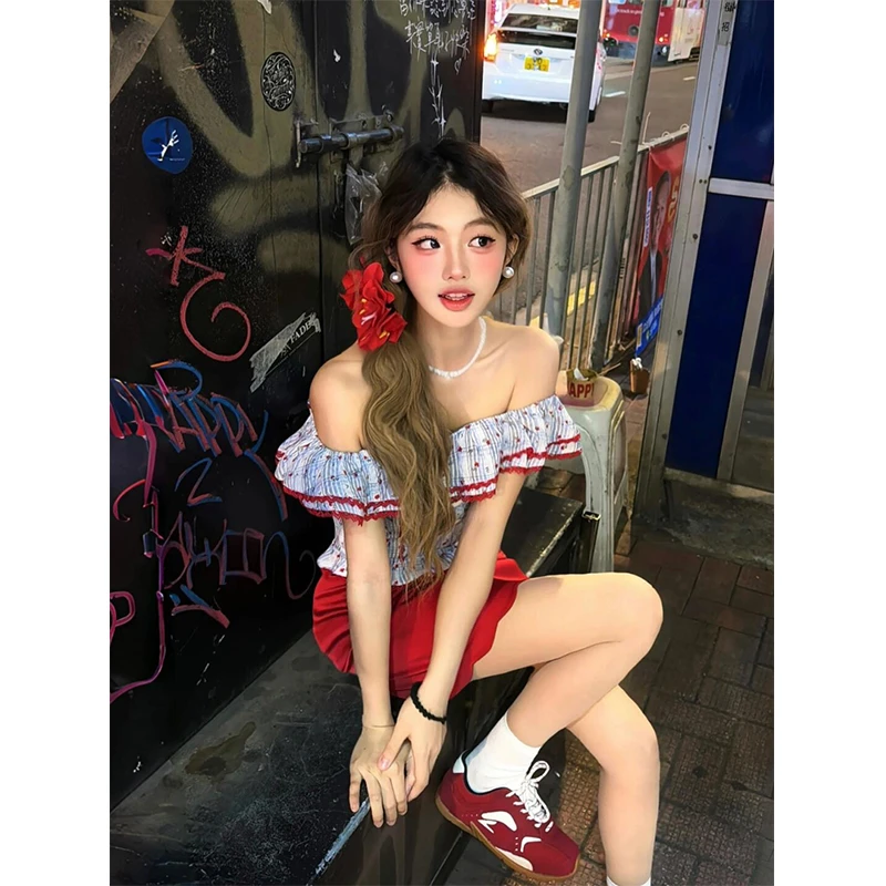 小众炸街高级感女装辣妹风一字肩木耳边碎花上衣高腰显瘦半身裙