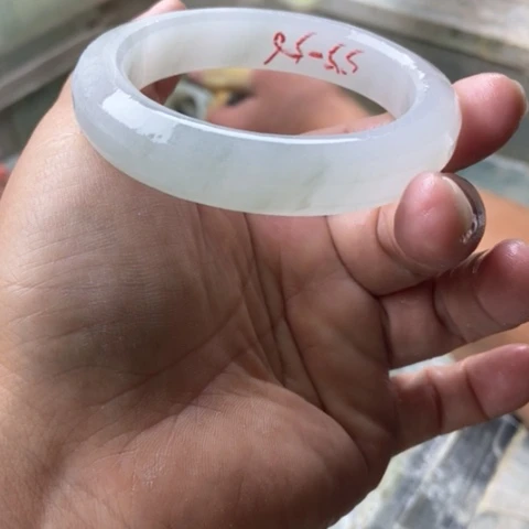 冰***甜石英质玉（金丝玉）手镯未镶嵌加工定制